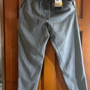Nike Gray Sweatpants for Casual Comfort